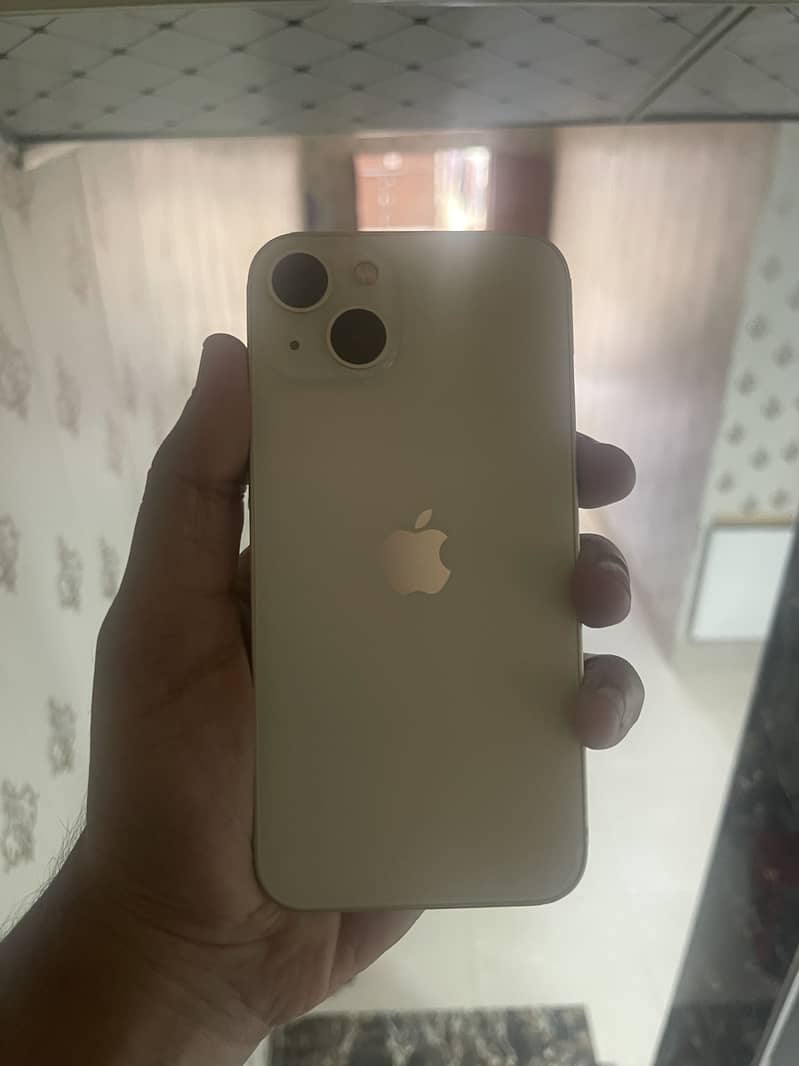 Apple iPhone 13 2
