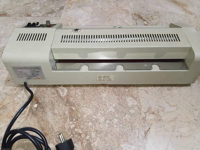 Laminating Machine 1