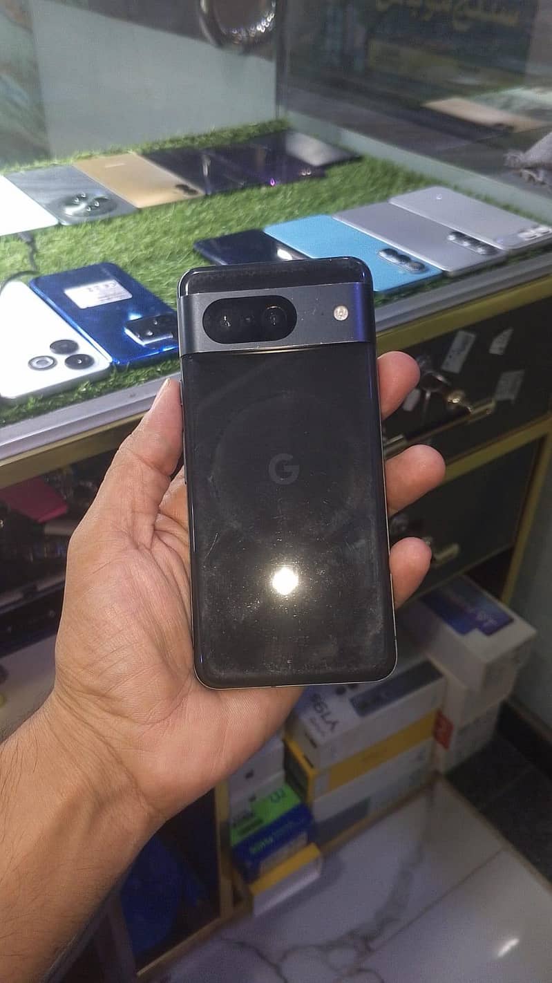 Google Pixel 8 1