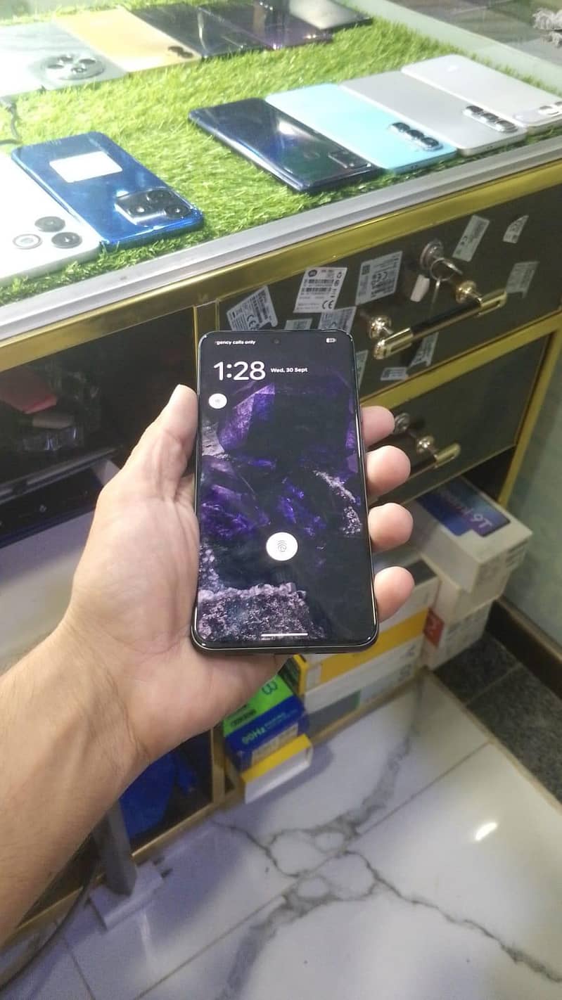 Google Pixel 8 3
