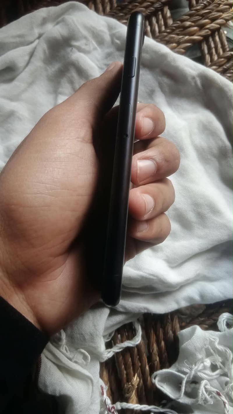 Apple iPhone SE 3