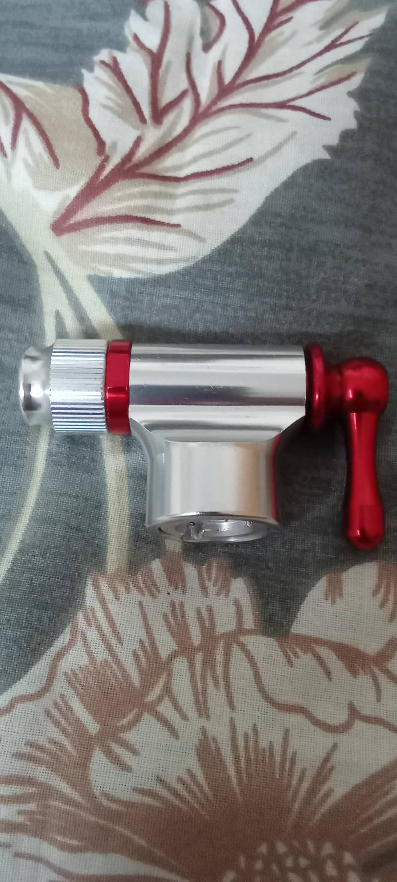 CO2 inflator 1