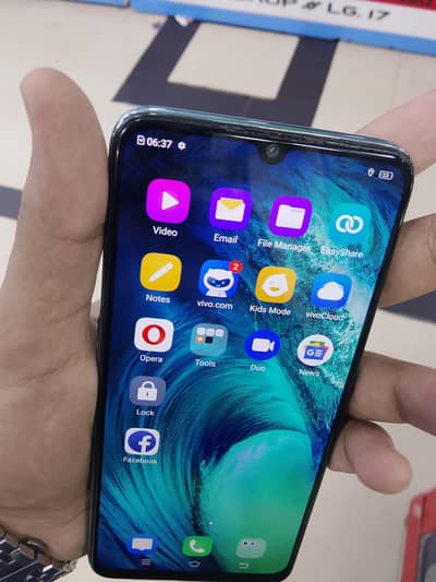 Vivo S1