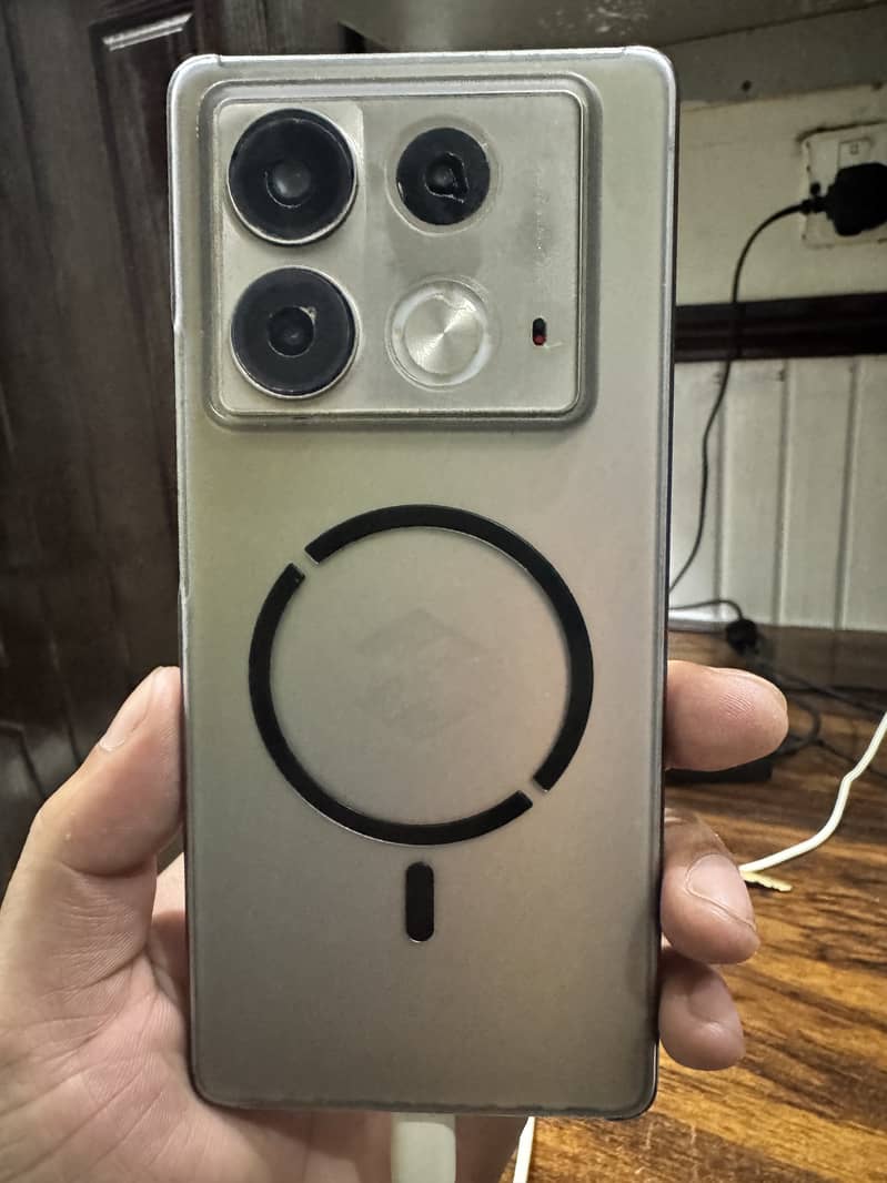 Infinix Note 40 6