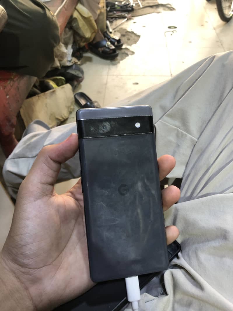 Google Pixel 6a 1