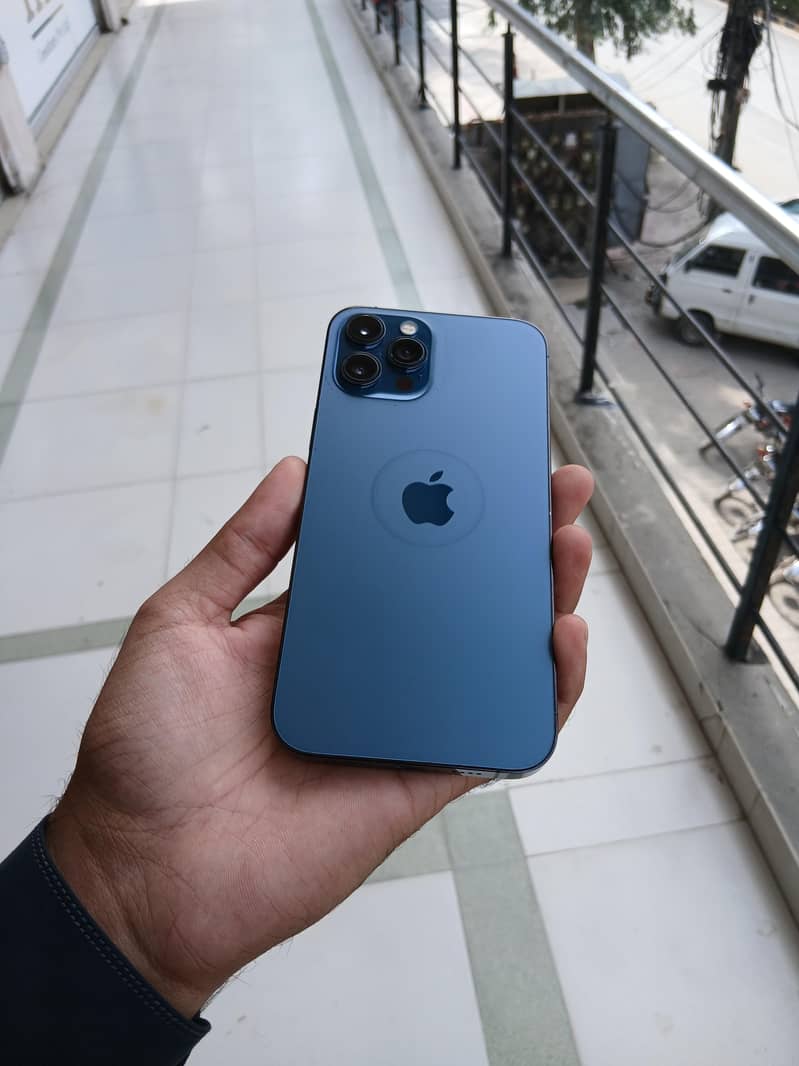 Apple iPhone 12 Pro Max 1