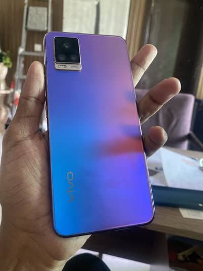 Vivo V20