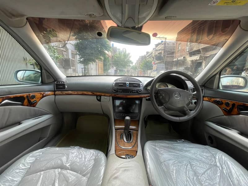 Mercedes E Class 2007 13