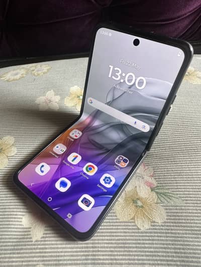 Motorola Razr 50