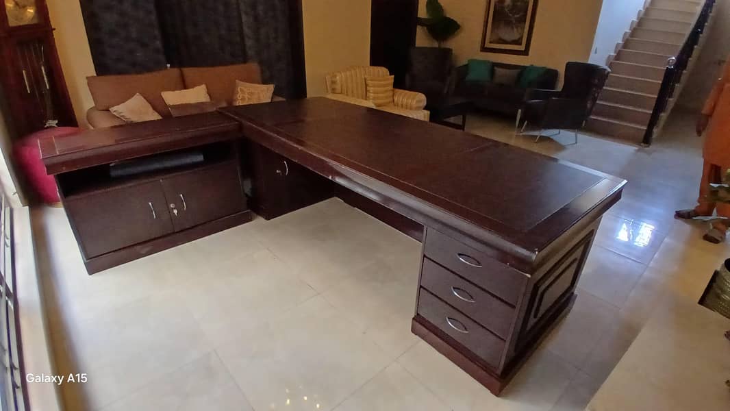 executive office table 3