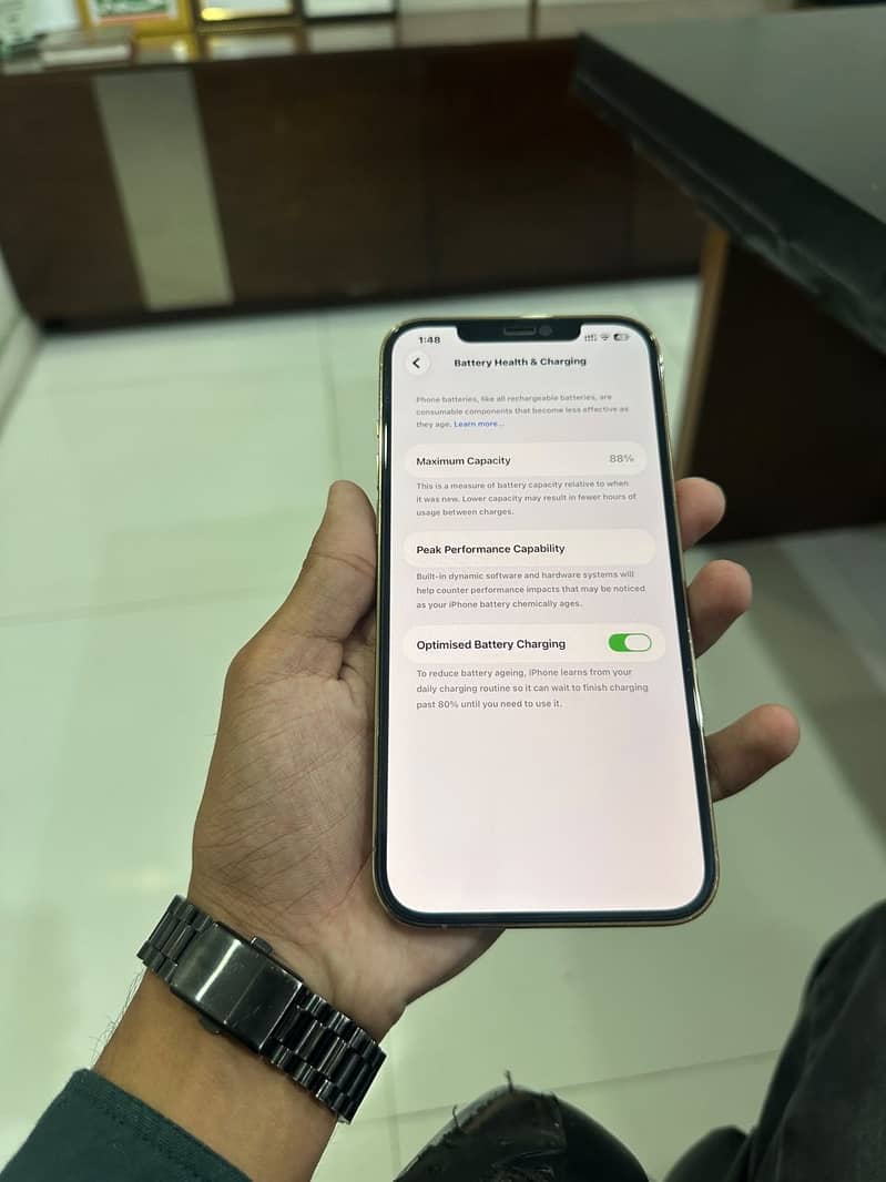 Apple iPhone 12 Pro Max 1
