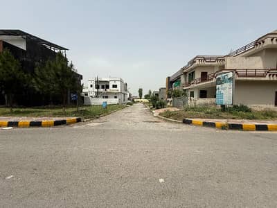 ONE KANAL NON POSSESSION PLOT FOR SALE FIRST COME FIRST AVAIL