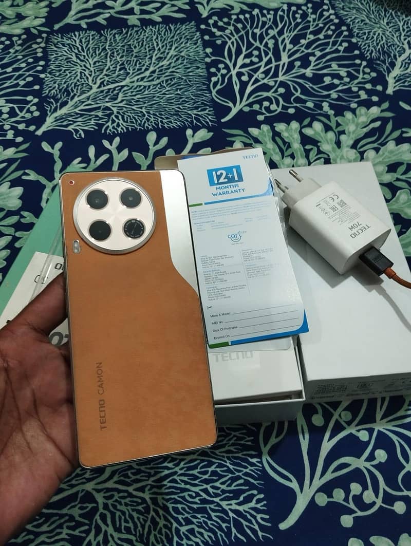 Tecno CAMON 30 1