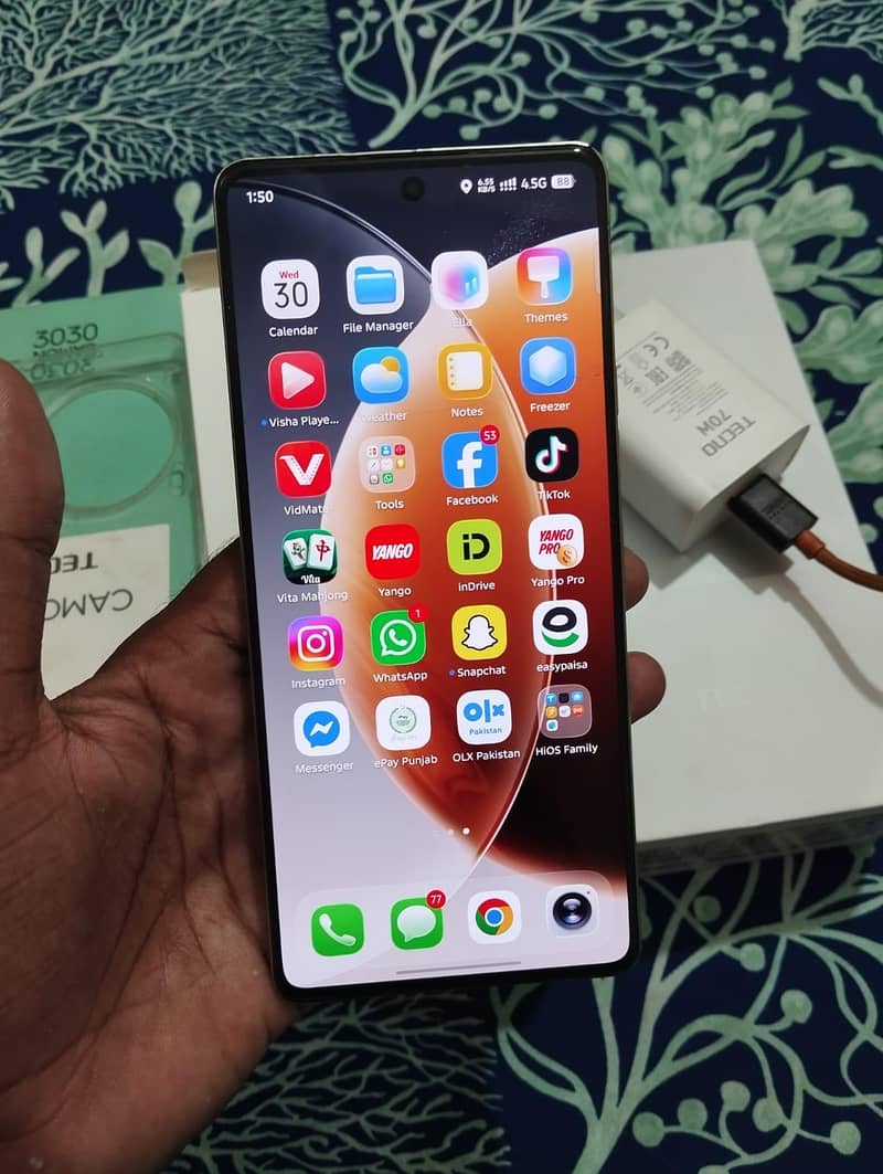 Tecno CAMON 30 8