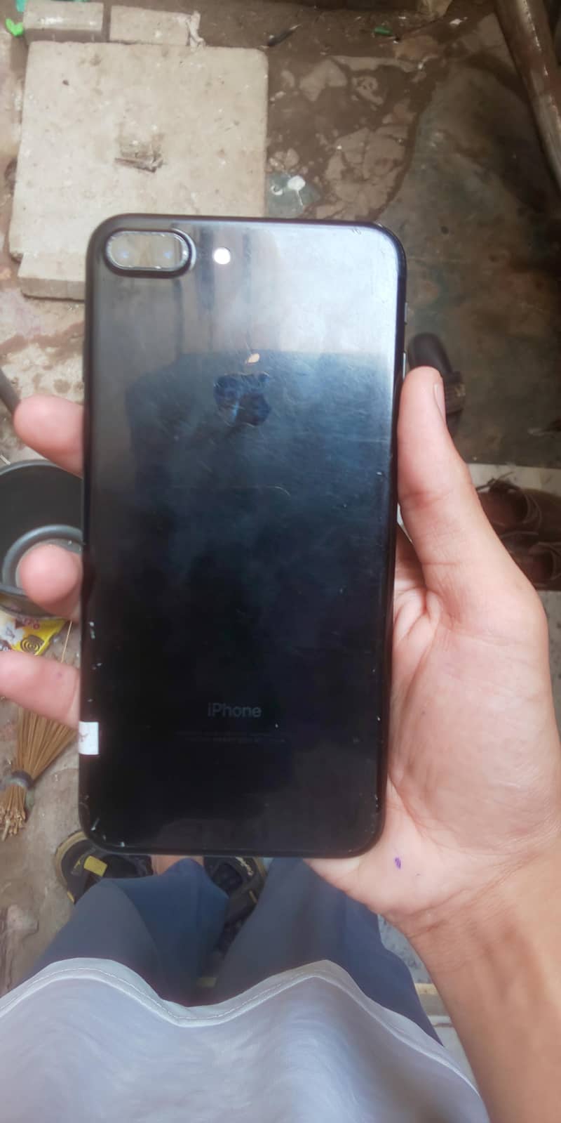 Apple iPhone 7 Plus 1