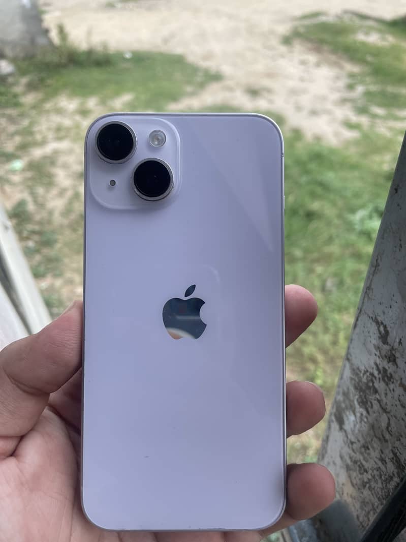 Apple iPhone 14 4