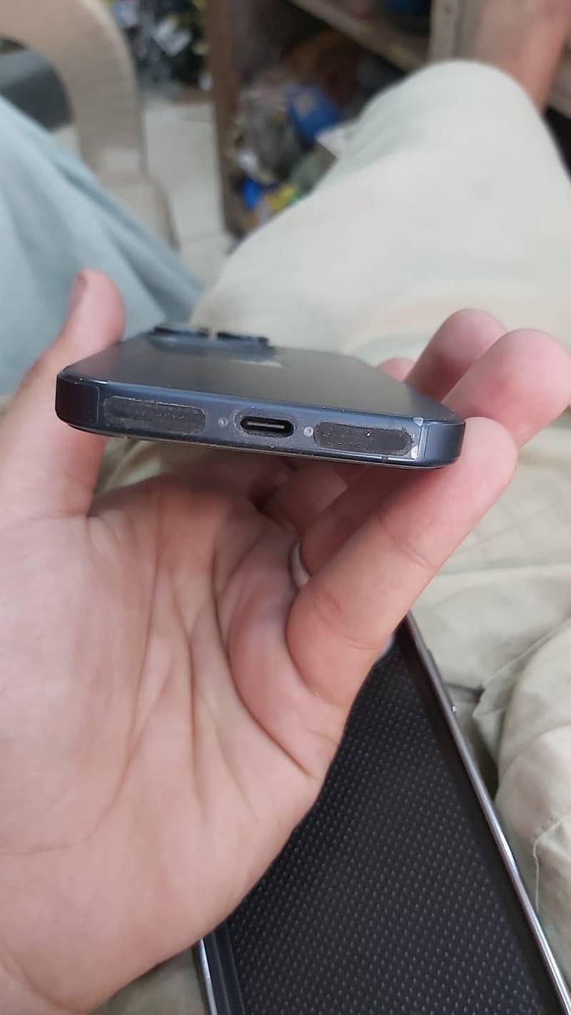 Apple Iphone 15pro 1