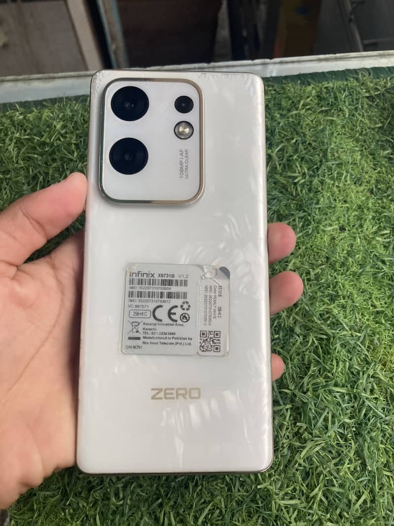 Infinix Zero 30 1