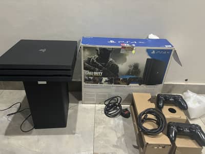 PS4 Pro 1 TB (Jail Break)