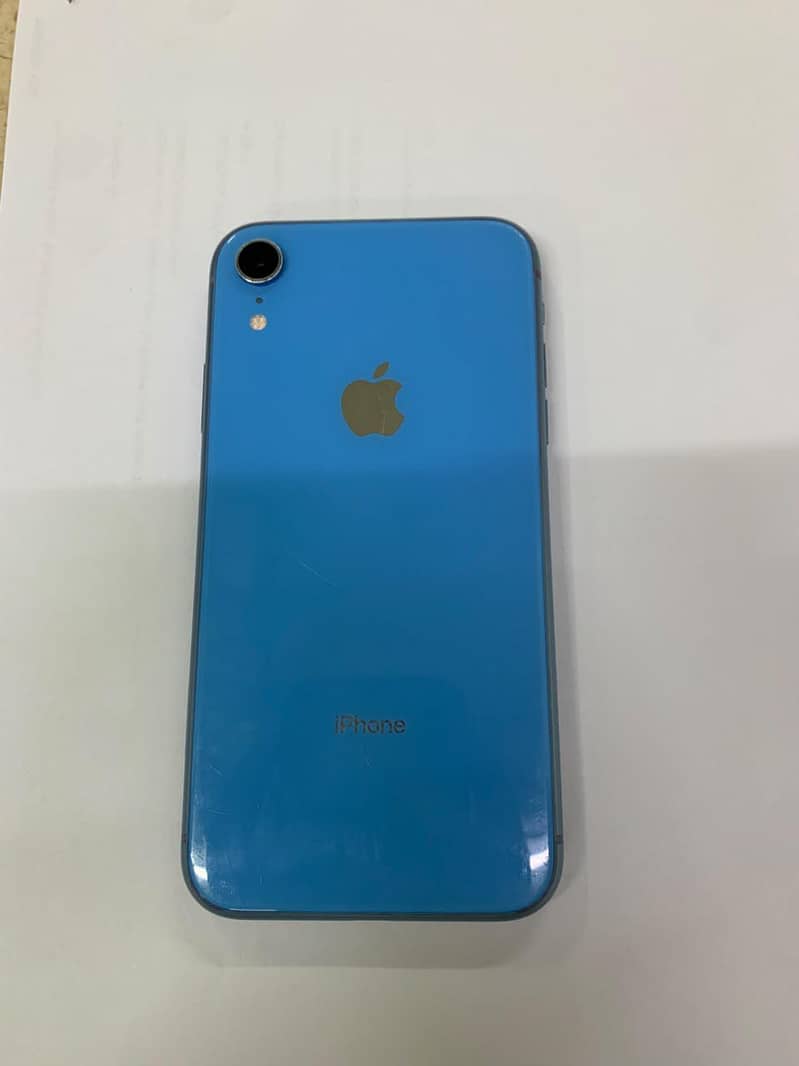 Apple iPhone XR 0