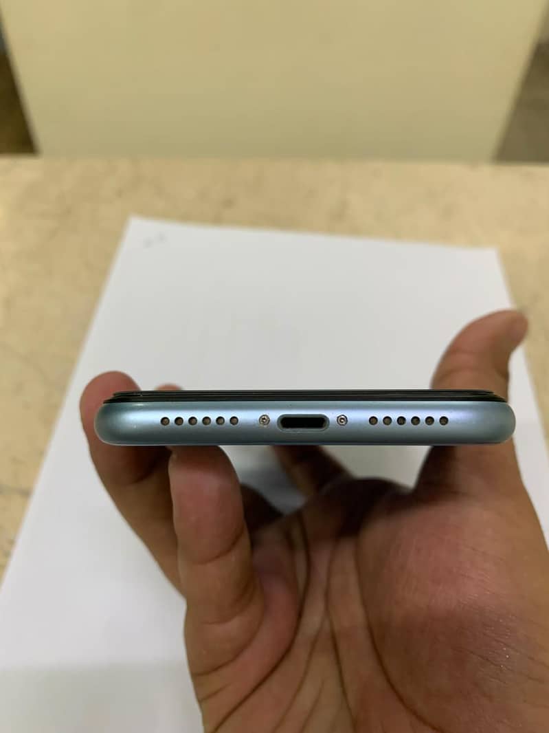 Apple iPhone XR 3