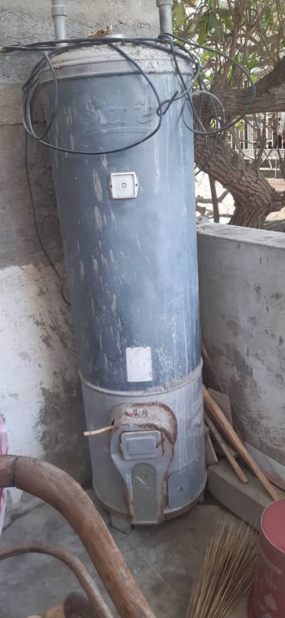 Gas Gyeser For Sale Contact 0331-4952061  Nadir