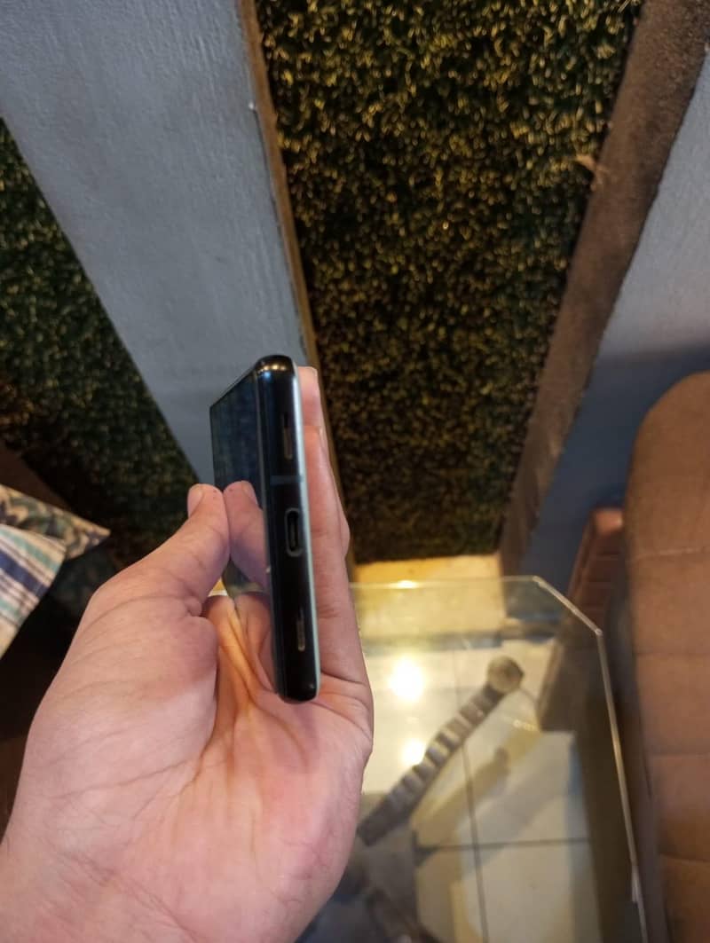 Google Pixel 6a 5
