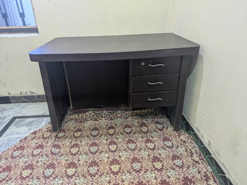 3 drawer office table 2