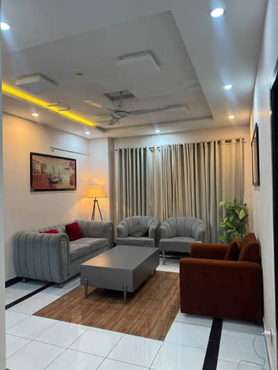 1 bed luxury furnished flat on per day rent
