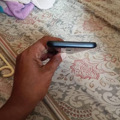 Tecno Pova 6