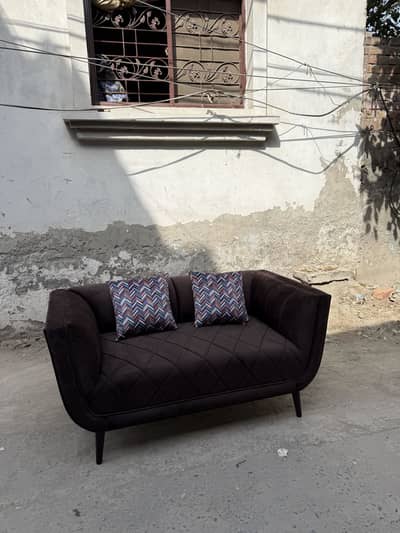 Two setar sofa colours options available on Oder