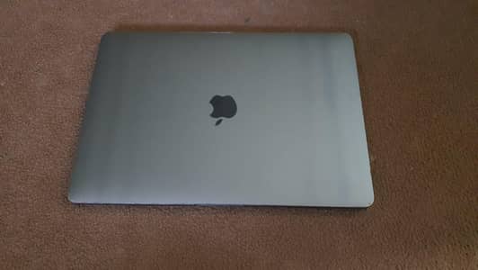 MacBook Pro Intel Core i7  2019| 16GB Ram | 1 TB Storage | Touch