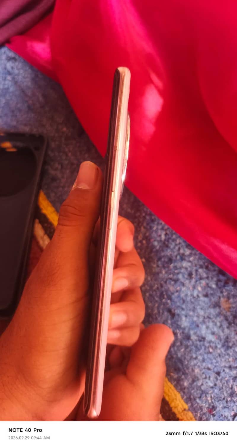 Infinix Zero 40 3