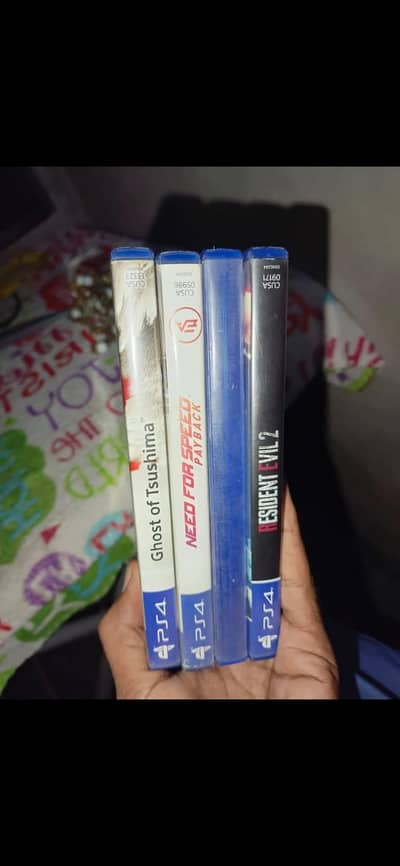 PS4 DISCS AVAILABLE