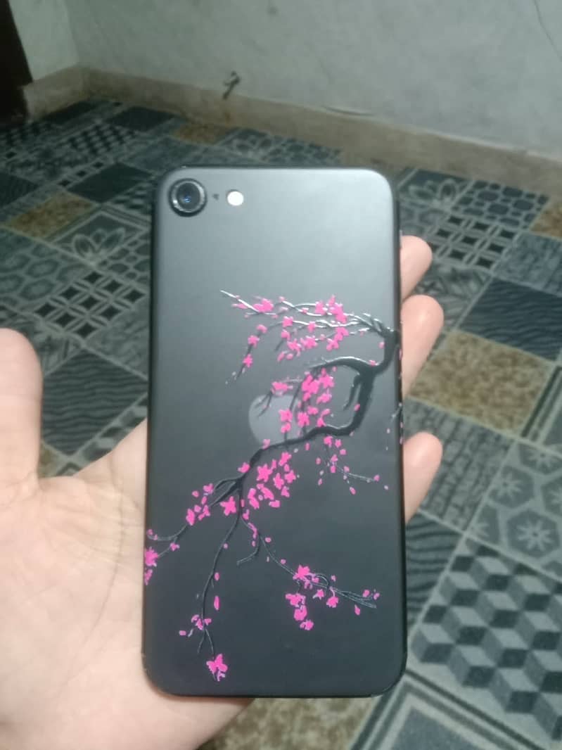Apple iPhone SE 7