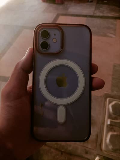 Apple iPhone 12
