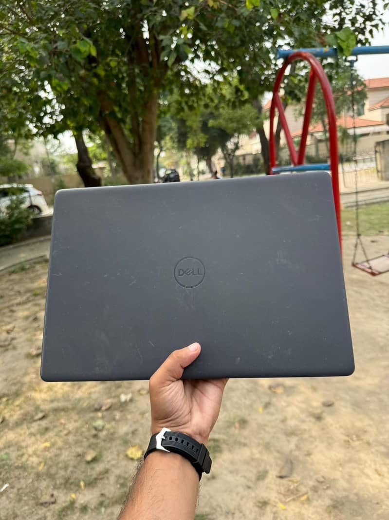 Laptop 0