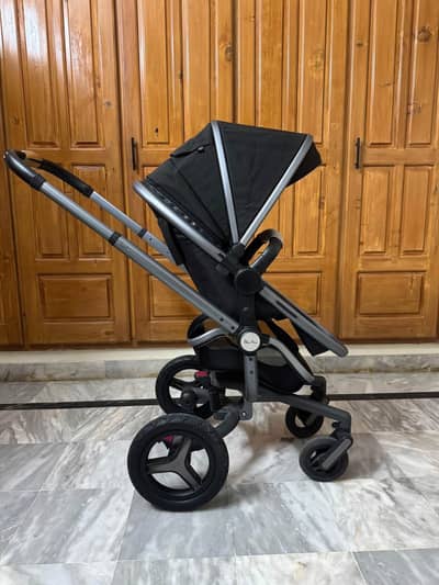 Imported UK brand Silver Cross Stroller pram in excellent condition