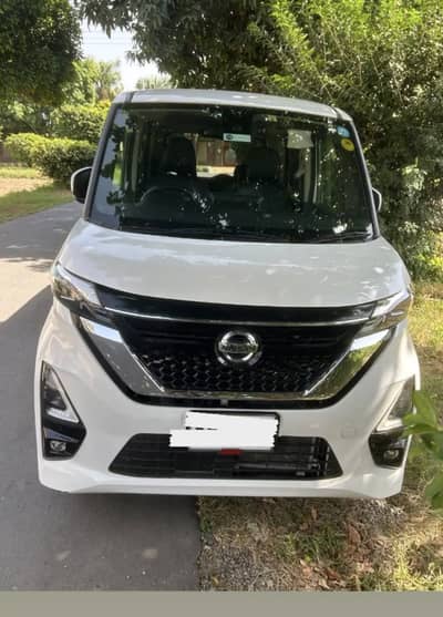 Nissan Roox 2022
