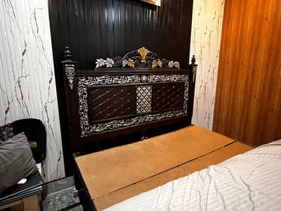 King size Bed without metriss