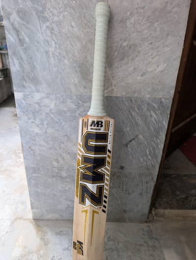 Cricket bat MB Malik UMZ