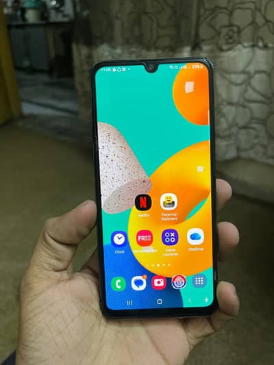 Samsung Mobile M32 local approve 6+6/128GB only phone