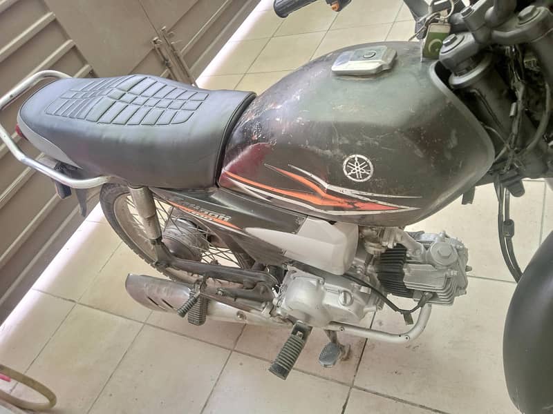 Yamaha junnon 100ccc 3