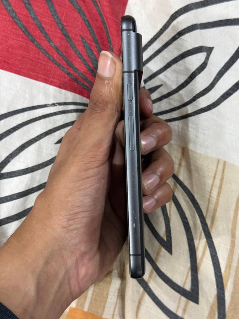 Google Pixel 8 5