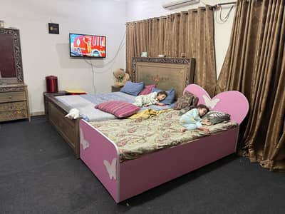 Room furniture for sale (03331250864)