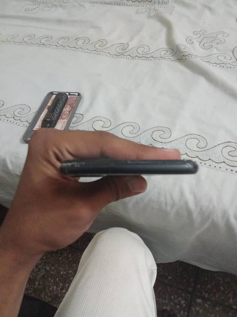 Apple iPhone 7 Plus 2