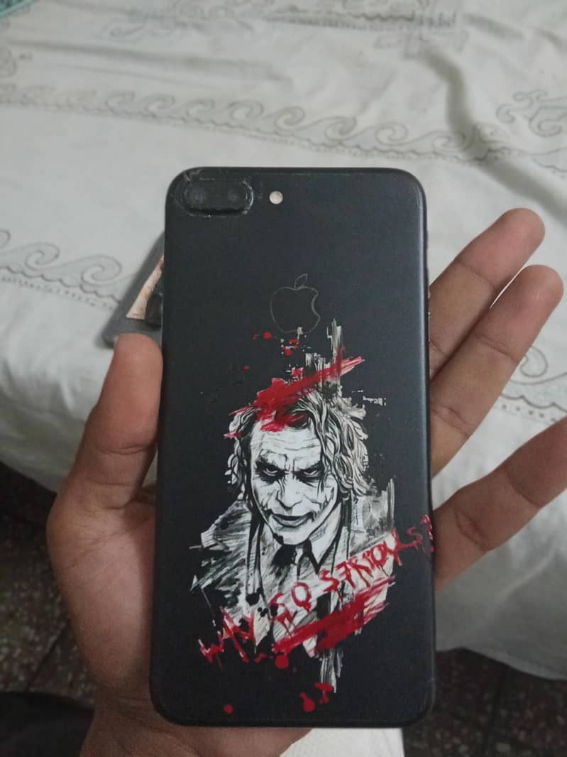 Apple iPhone 7 Plus 5