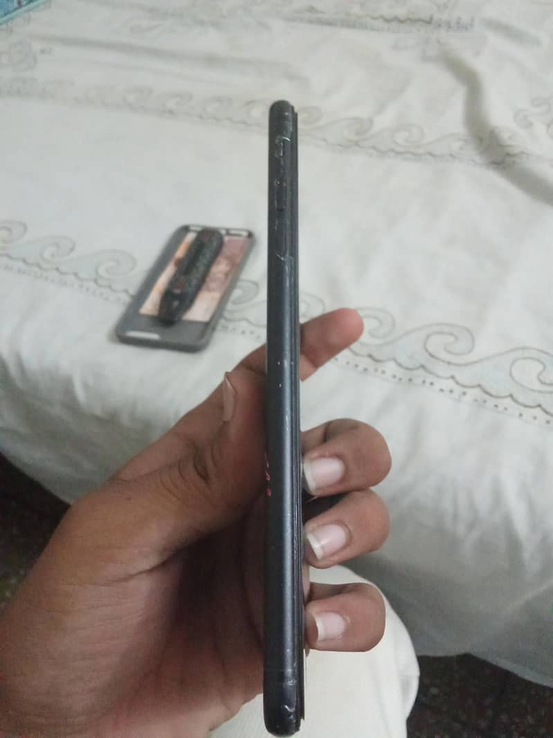 Apple iPhone 7 Plus 7