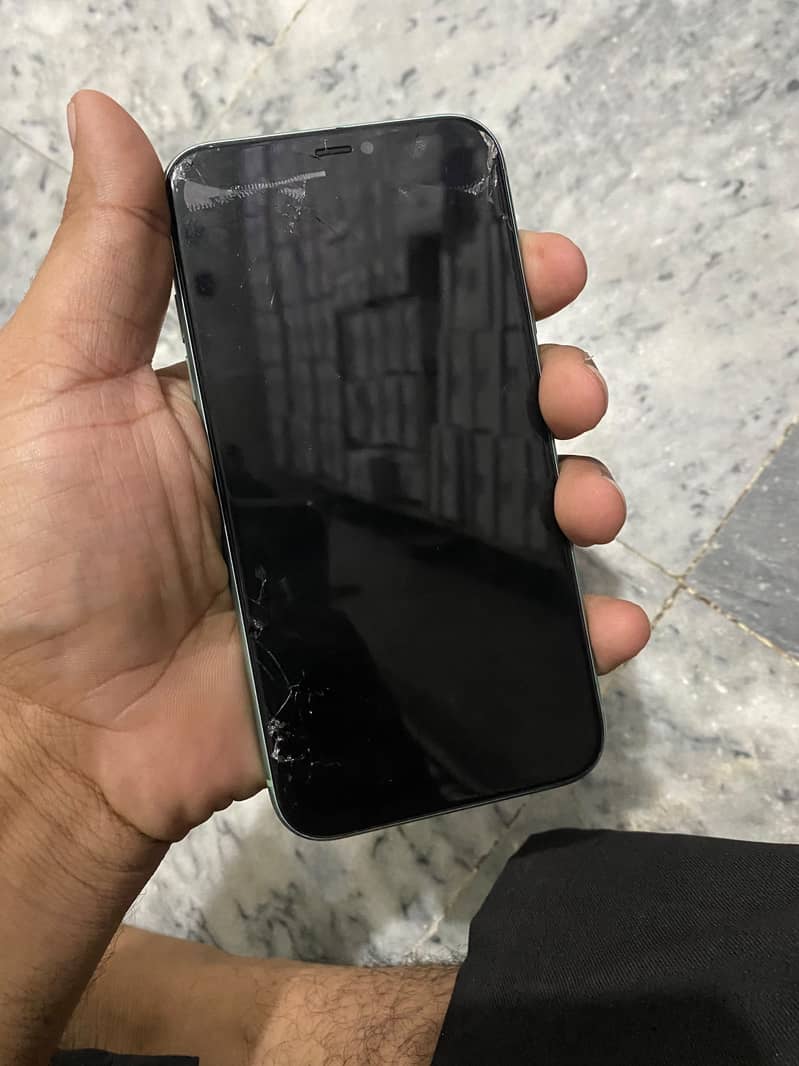 Apple iPhone 11 6