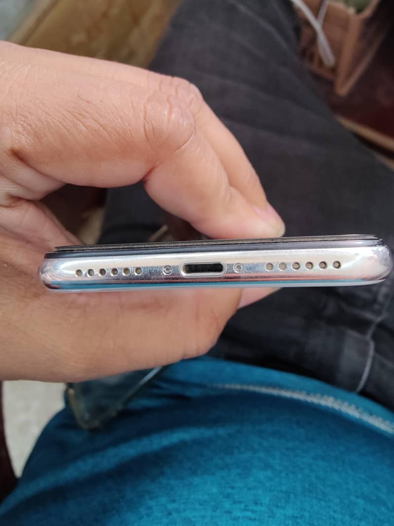 Apple iPhone X 8
